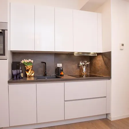 Apartamento Spiga Elite - Near San Babila M1 Milão